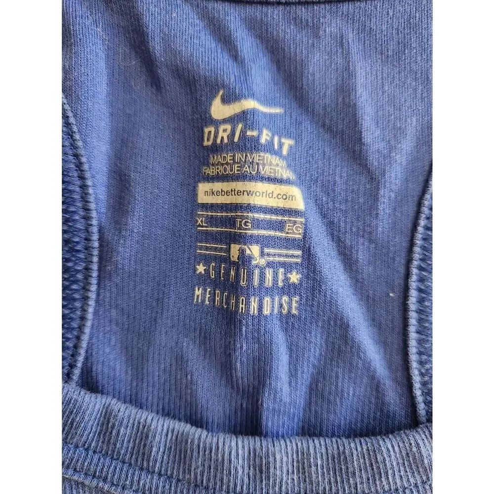 Nike cubs xl